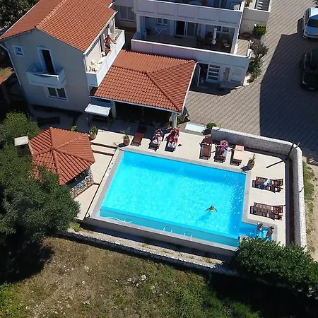 Jurac * Povljana