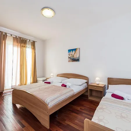 Appartement Jurac Povljana