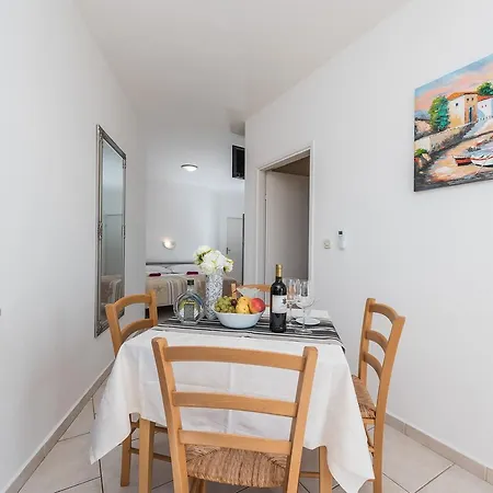 Jurac Apartment Povljana