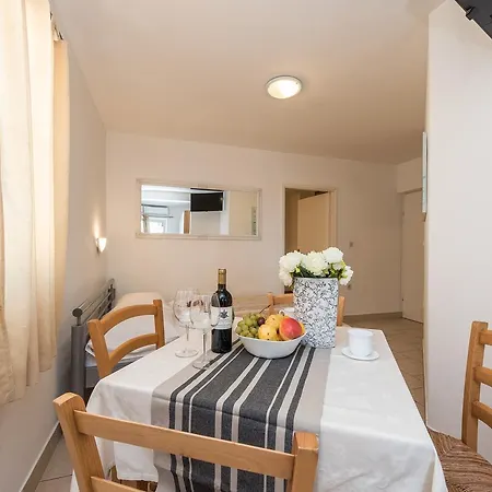 Jurac Apartment *