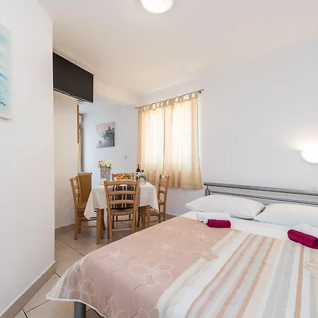 Jurac Apartment *